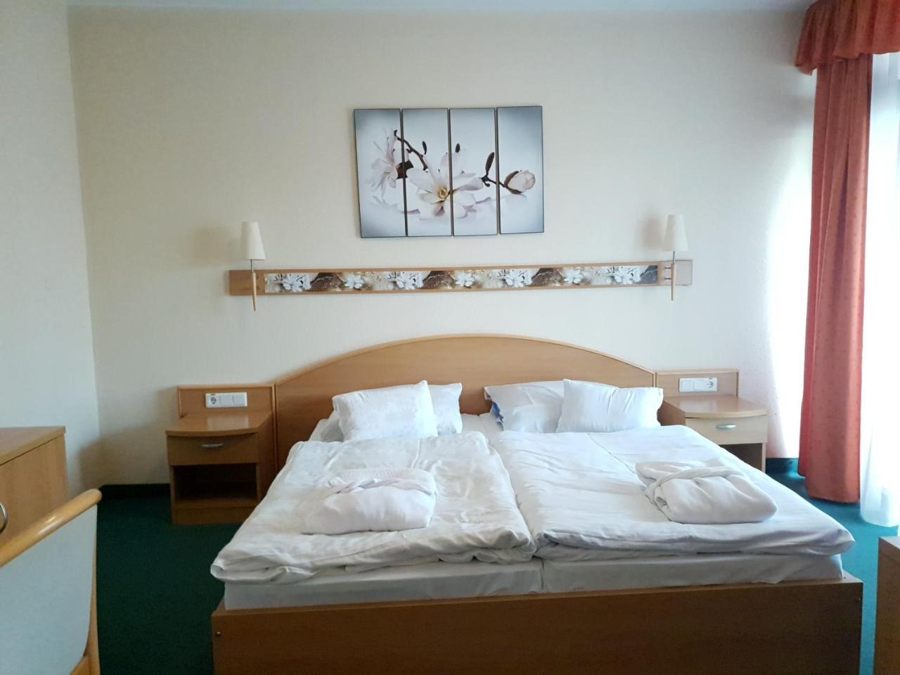 Zsory Hotel Zen & Spa Mezőkövesd Esterno foto